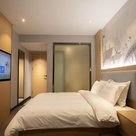 Thank Inn Chain Hotel Hunan Huaihua Hecheng District South High Speed Rail Station Buitenkant foto